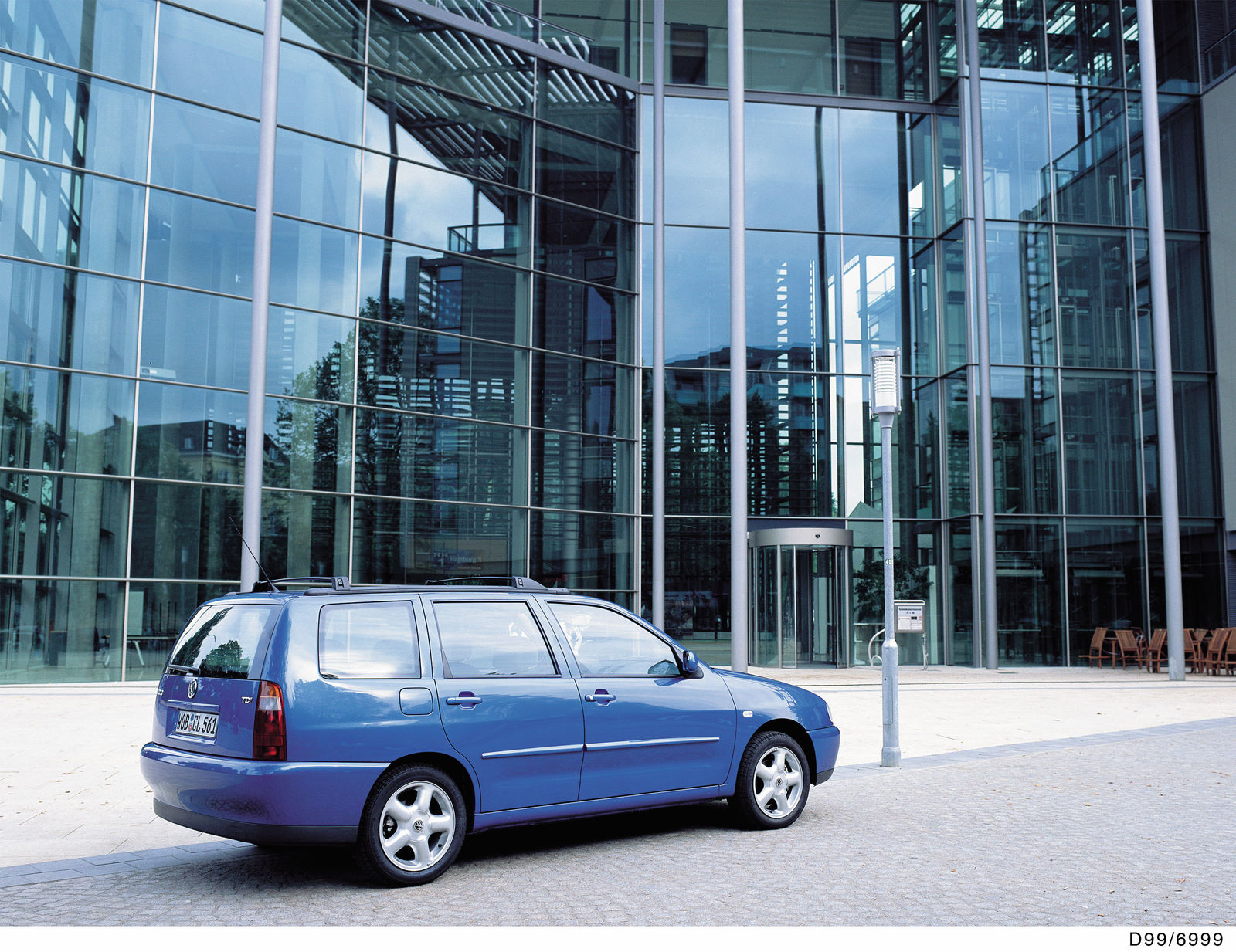 Product: Polo Variant (1999)
