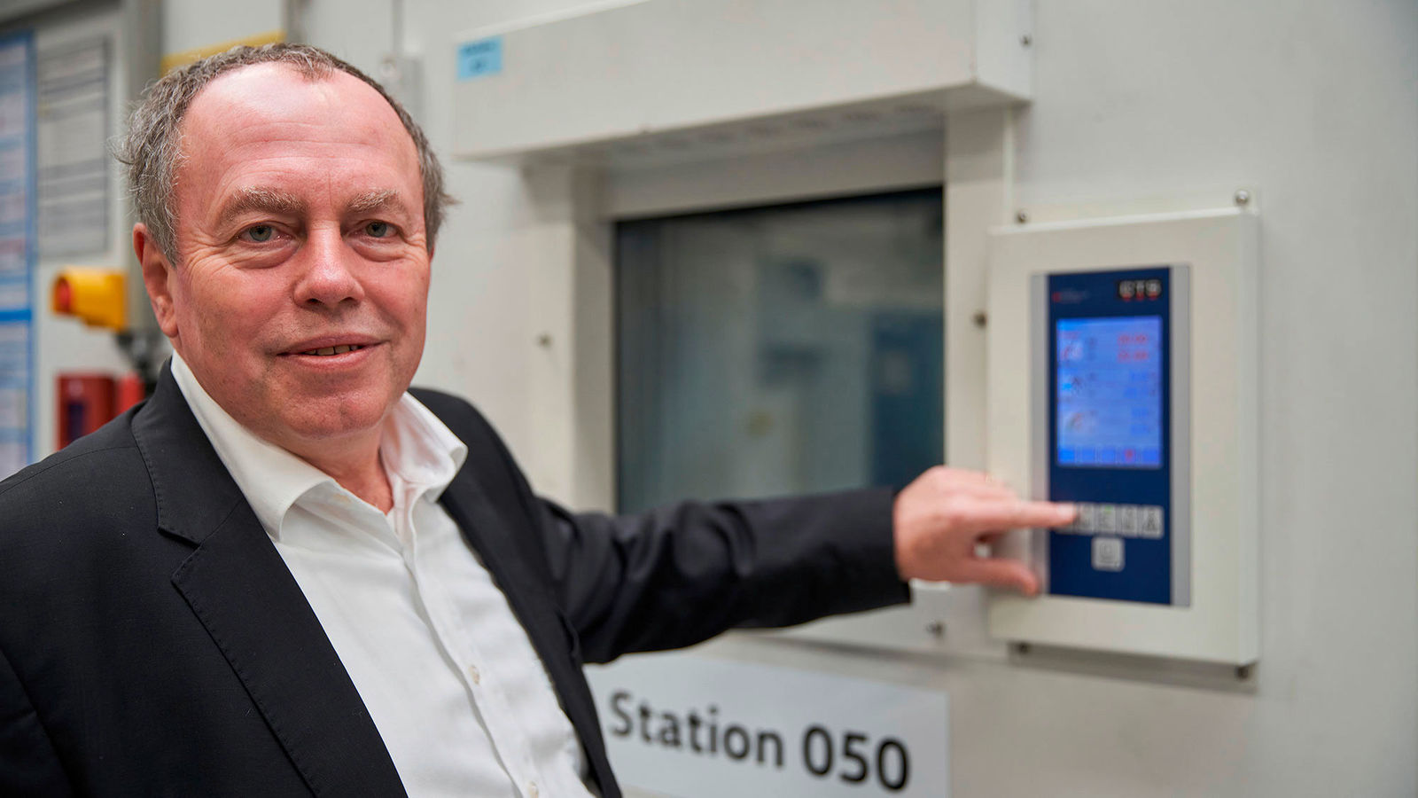 Story: “Every battery has to prove its safety in 5,000 tests”